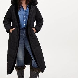 Women's Black Long Puffer Coat TORRID 2x new